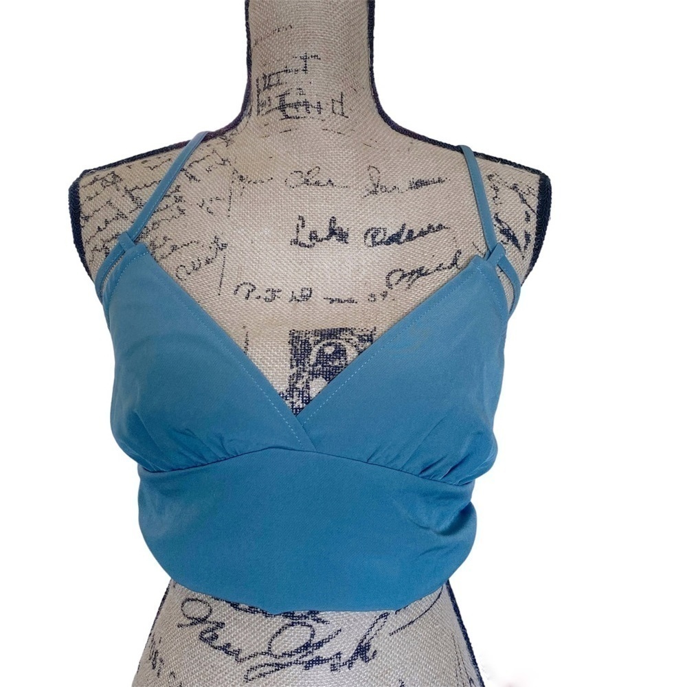 Missguided blue scrunch side strappy zipper back crop top shirt size 4